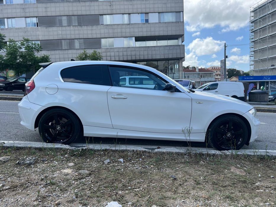 Bmw serie 1 118d — photo 3