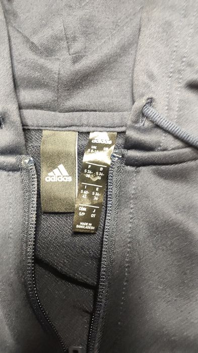 Bluza na zamek Adidas. Stan idealny