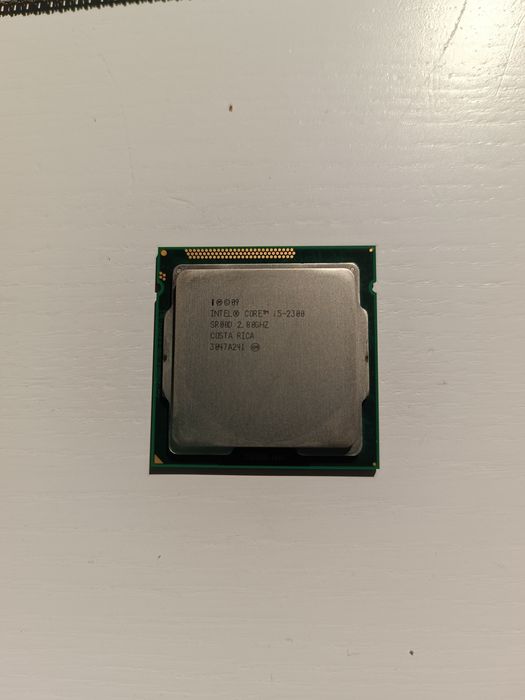 Procesory INTEL I5 , AMD Athlon