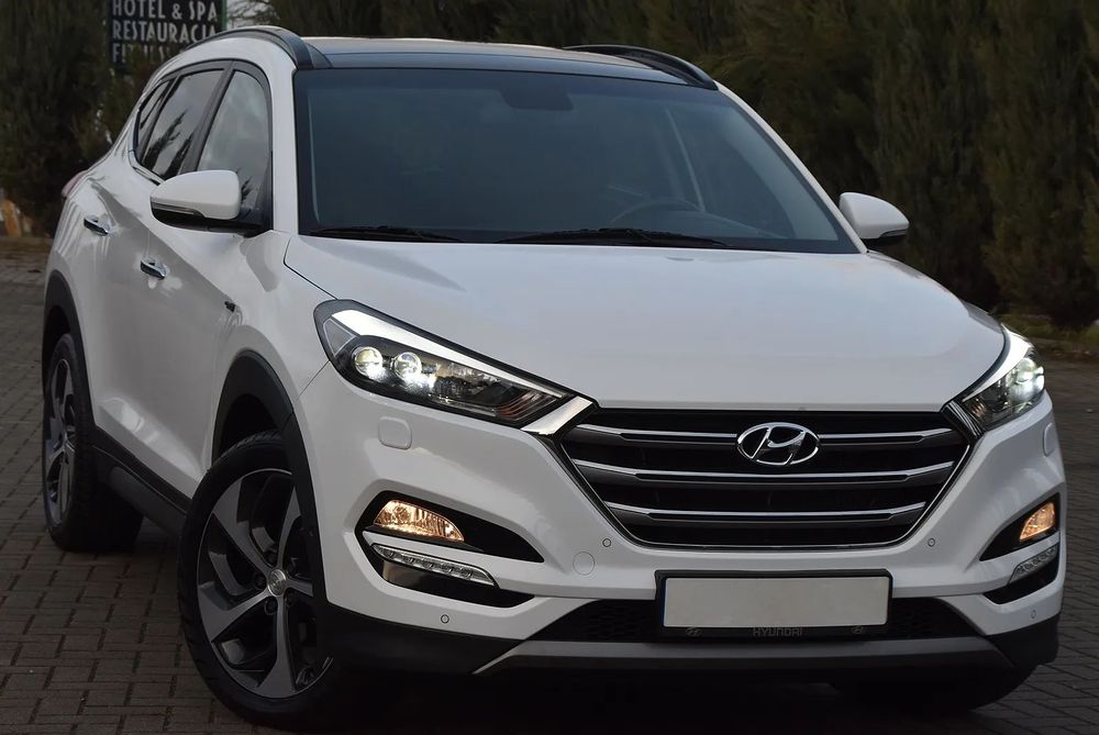 Hyundai Tucson GT-Line 4x4/Aut/Panor/Xenon/LED/Skóra/Navi/Kamera/Alu19/KeyLess/FULL!