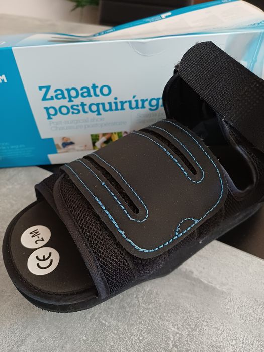 Sapatos pós cirúrgico usado como novo, pé direito