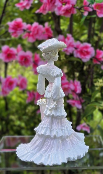 Porcelanowa figurka Lady Alice