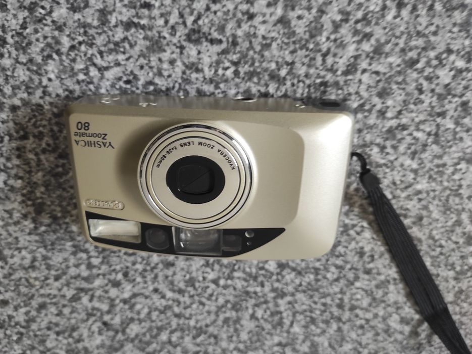 Yashica 80 aparat street foto vintage prl