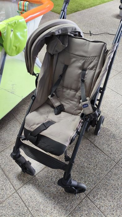 Conjunto parque e carrinho