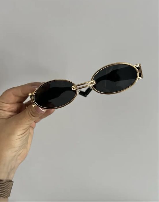 Окуляри новесенькі