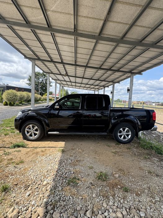 Sprzeam Nissan navara