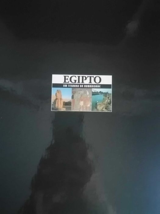 Livro "Egipto um tesouro da humanidade"
