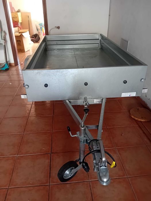 Atrelado para carro
