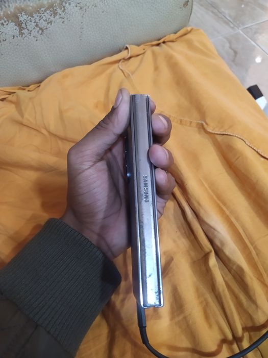 Galaxy Z Fold4 do
