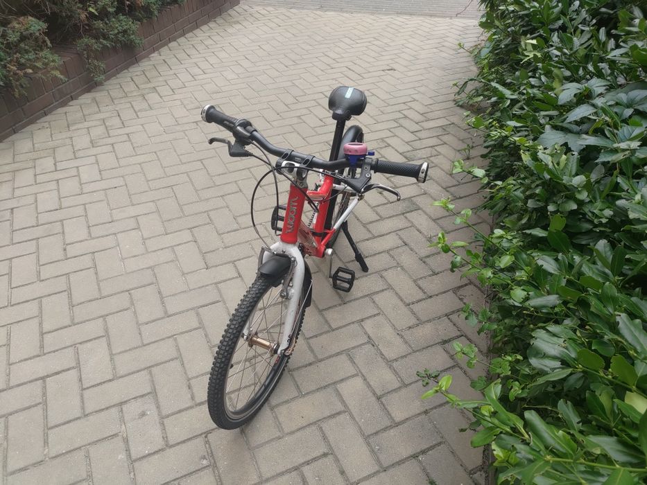 Woom 4, błotniki, nóżka