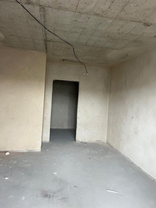 Продам 2-х кімнатну квартиру 92m2