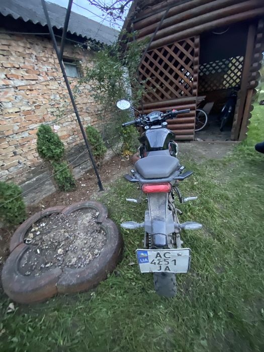 Продам ліфан ср220