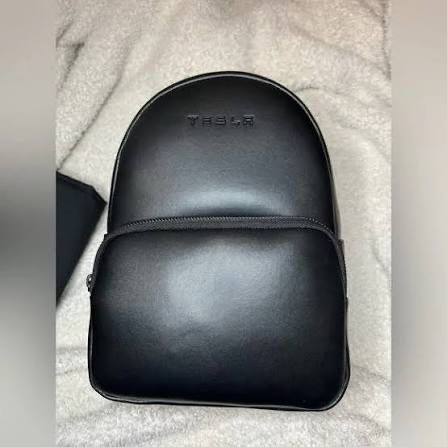 Mochila Tesla MegaPack