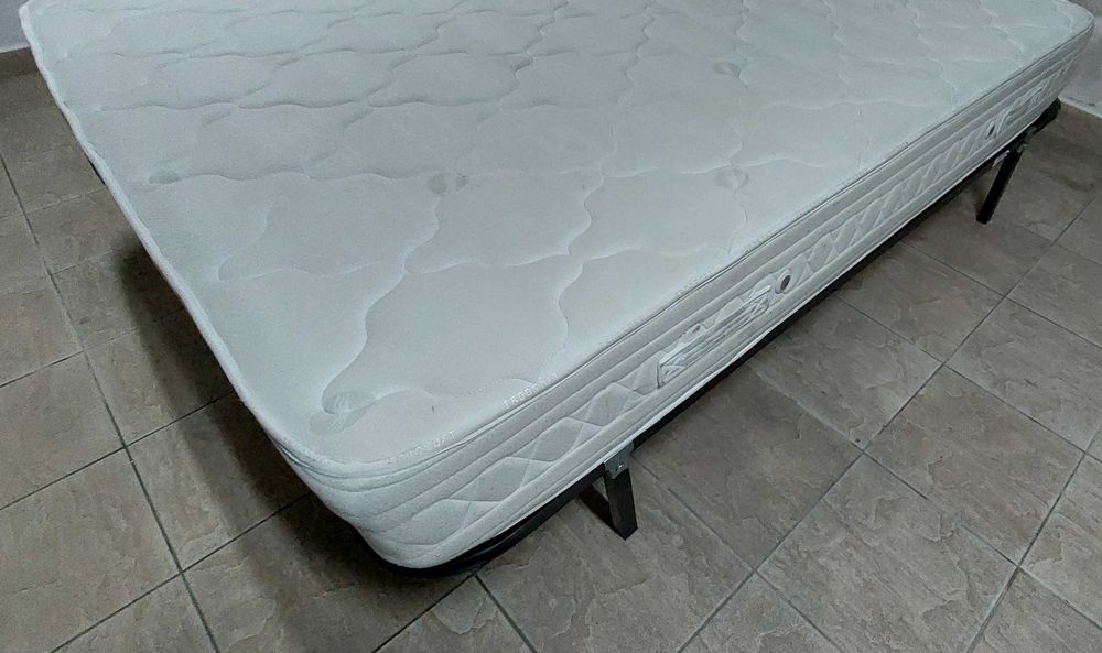 Cama de Casal com Colchão 160x200