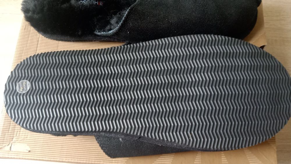 43/44 kapcie Hudson ciepłe skórzane ugg