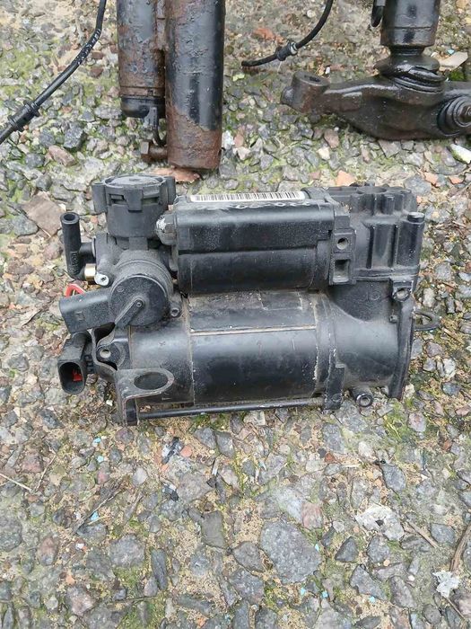 Продам компрессор пнєвми мерседес w220, w211