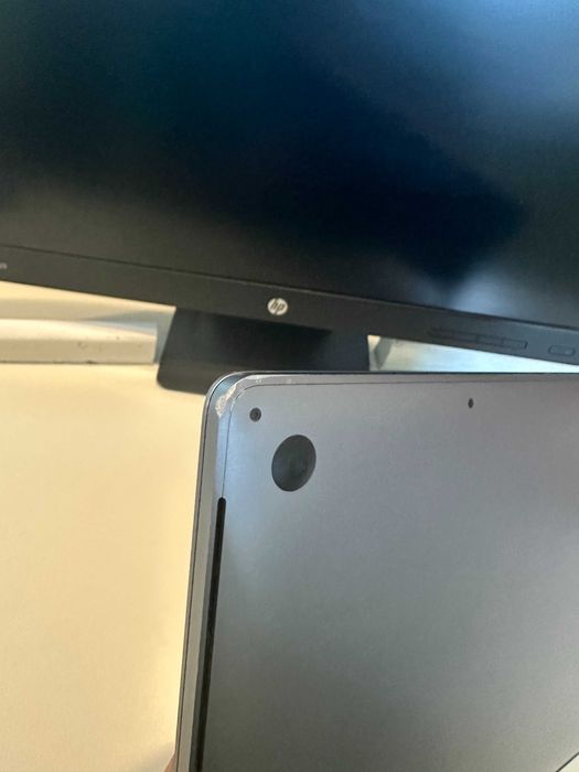 MacBook Pro 13” 2017 | 16GB RAM | 512GB SSD | Touch Bar