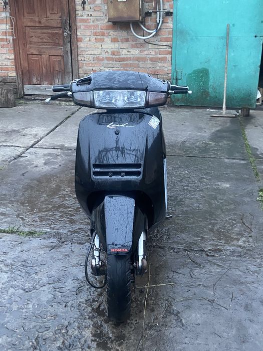 ПРОДАМ Хонда леад аф 20