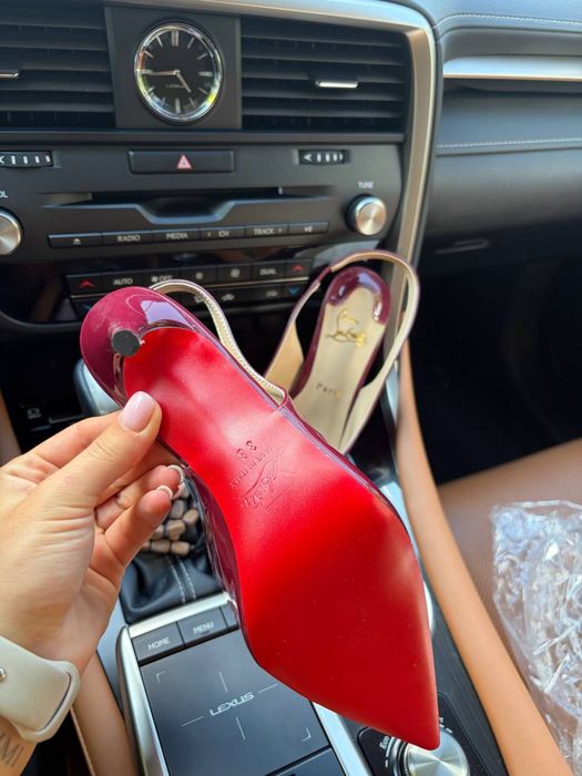 туфли Christian Louboutin с открытой пяткой