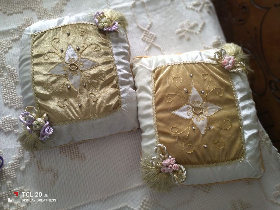 Almofadas para menino Jesus