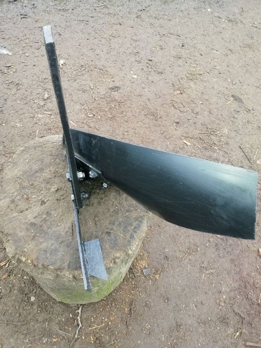 Плуг до мотоблока