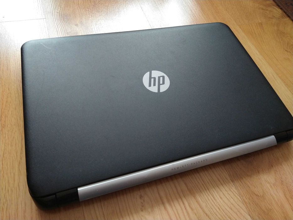 HP 250 - ekran 15.6, Intel 2-rdzeniowy, mocna bateria, bardzo ładny