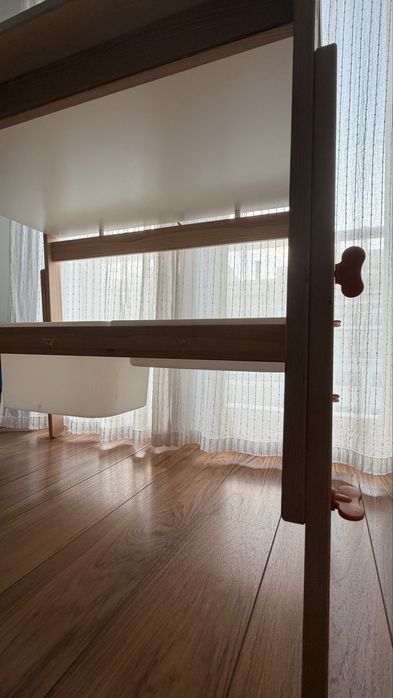 Mesa IKEA FLISAT + Caixas Extra – Para Desocupar