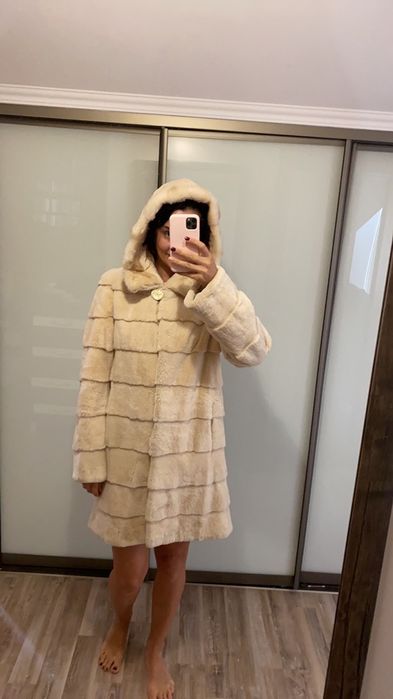 Шубка з бобрика