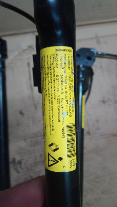 Napinacz pasa renault modus clio