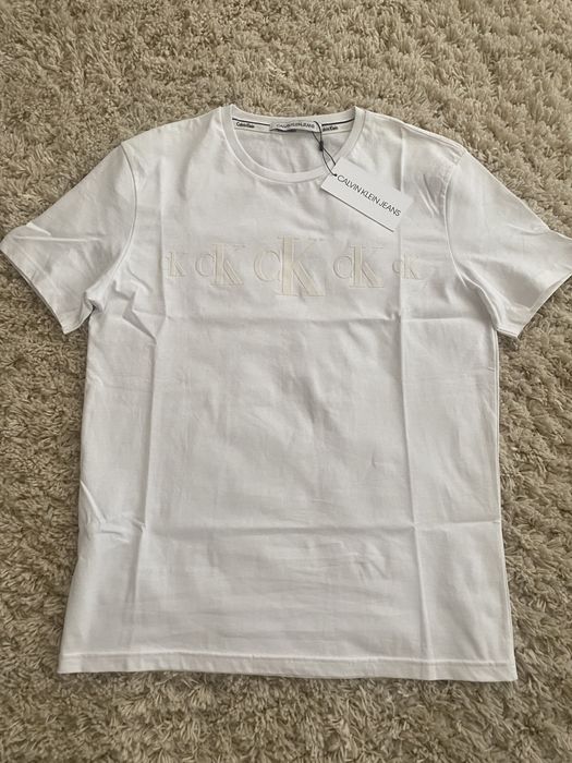 Футболка Calvin Klein