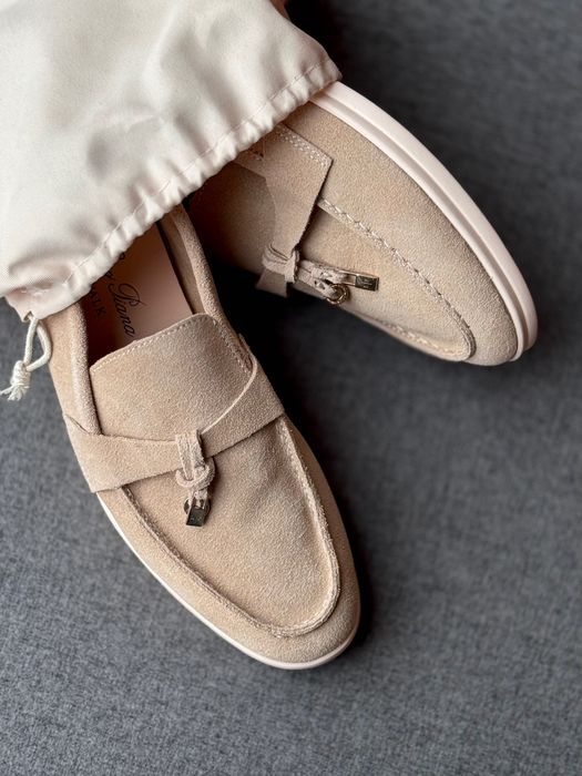 Лофери в стилі Loro Piana