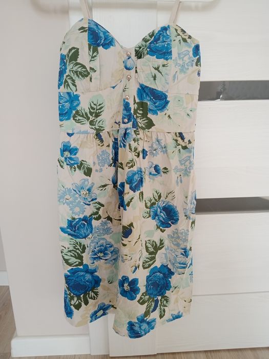 Letnia sukienka w kwiaty roz. XS / S