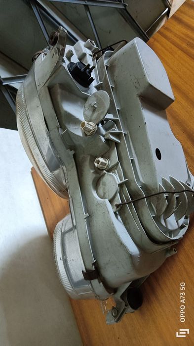 Farol Mercedes w210 ótica 1999 direito