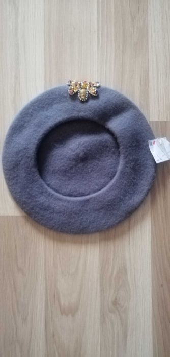 Beret z wełny, nowy