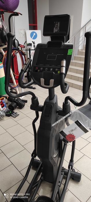 Орбітрек
VIGOR E15