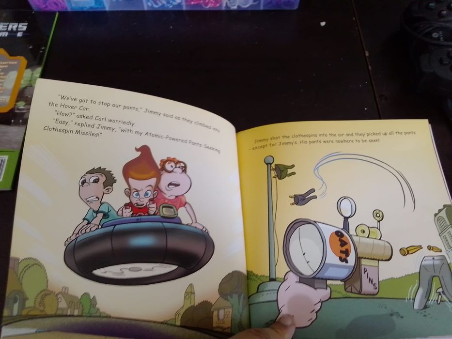 Livro infantil ilustrado "Jimmy Neutron: Boy Genius - When Pants Attack!" (Nickelodeon).