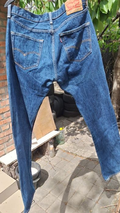 джинсы Levi's 501. w34