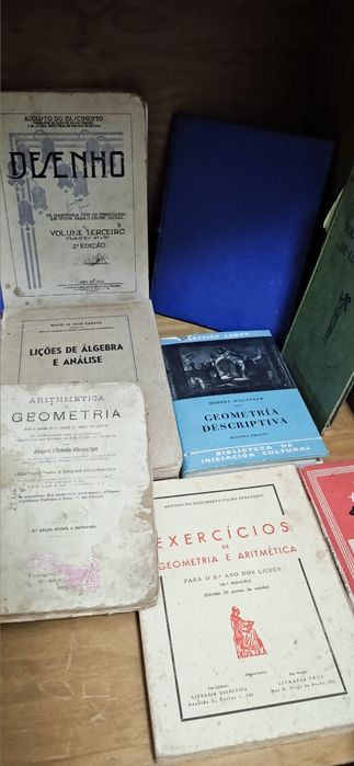 Lote 22 livros antigos Matemática Desenho Álgebra Geometria