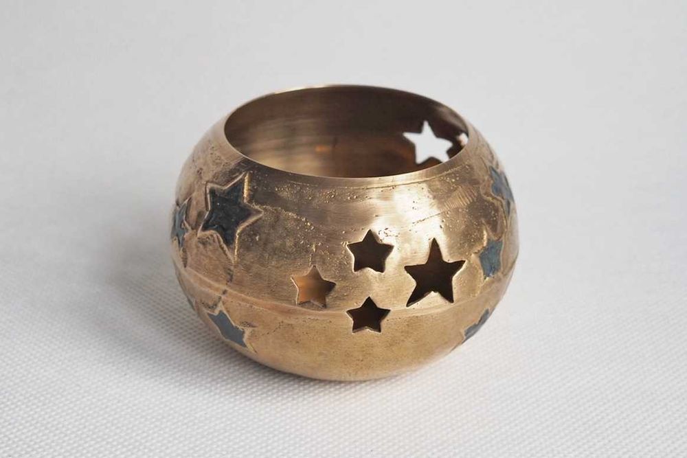 Świecznik na podgrzewacz tealight gwiazdki mosiężny