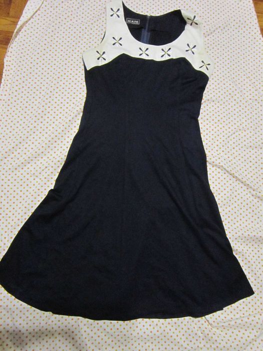 Платье летнее на девочку р 38 XXS б у