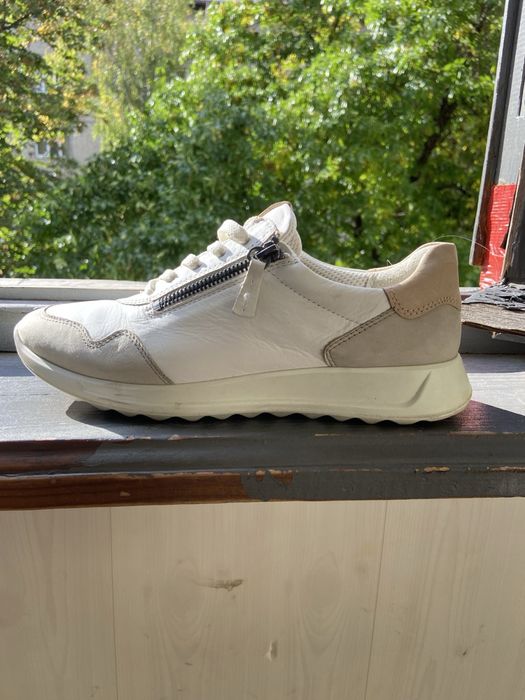 Шкіряні жіночі кросівки кеди ecco flexure runner 39 розмір