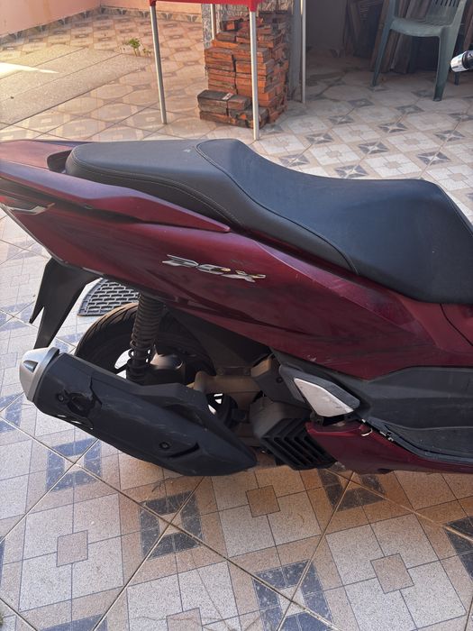 Honda PCX 2023 poucos kms