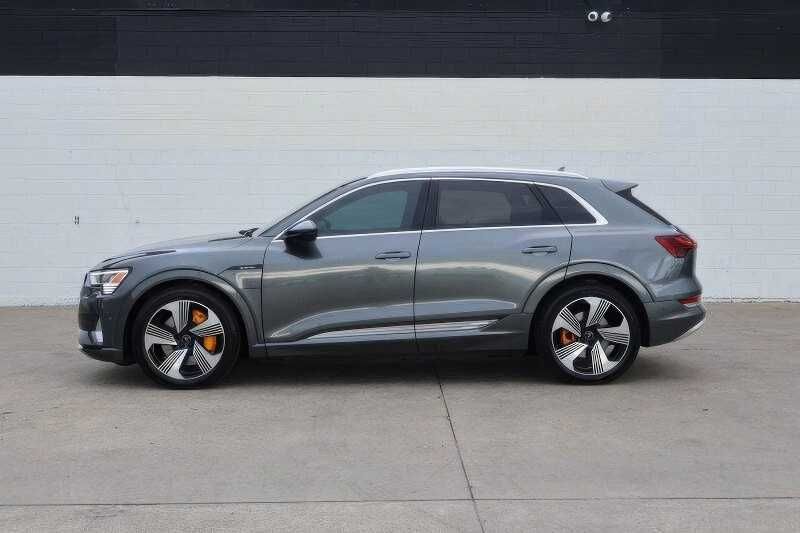 2019 Audi e-tron quattro Prestige