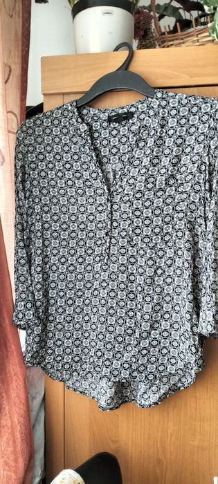 Bluzka Atmosphere, nowa bez metki, rozm. 40 (42 z metki)