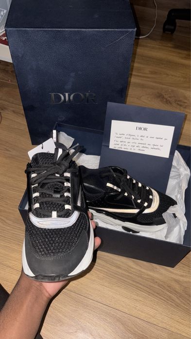 Dior B22 preto e branco