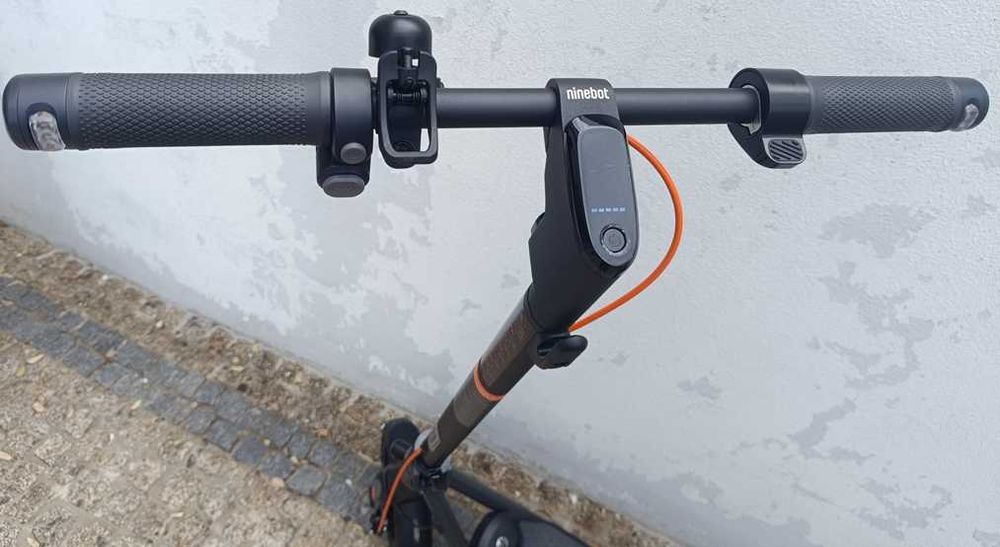 Trotinete Segway-Ninebot KickScooter F2 Pro E