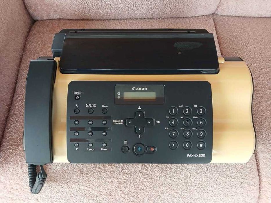 Telefone, fotocopiadora e fax