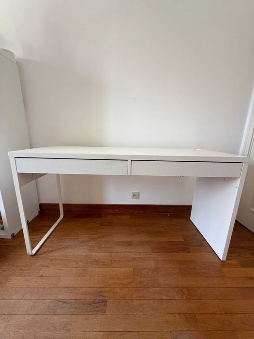 Secretária Ikea MICKE - 142x50 cm