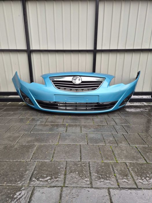 Zderzak przód przedni OPEL MERIVA B rok 10 kod lak Z21Z pdcx4