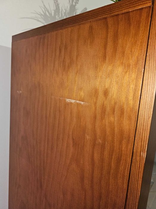 Estante em Faia castanho medio